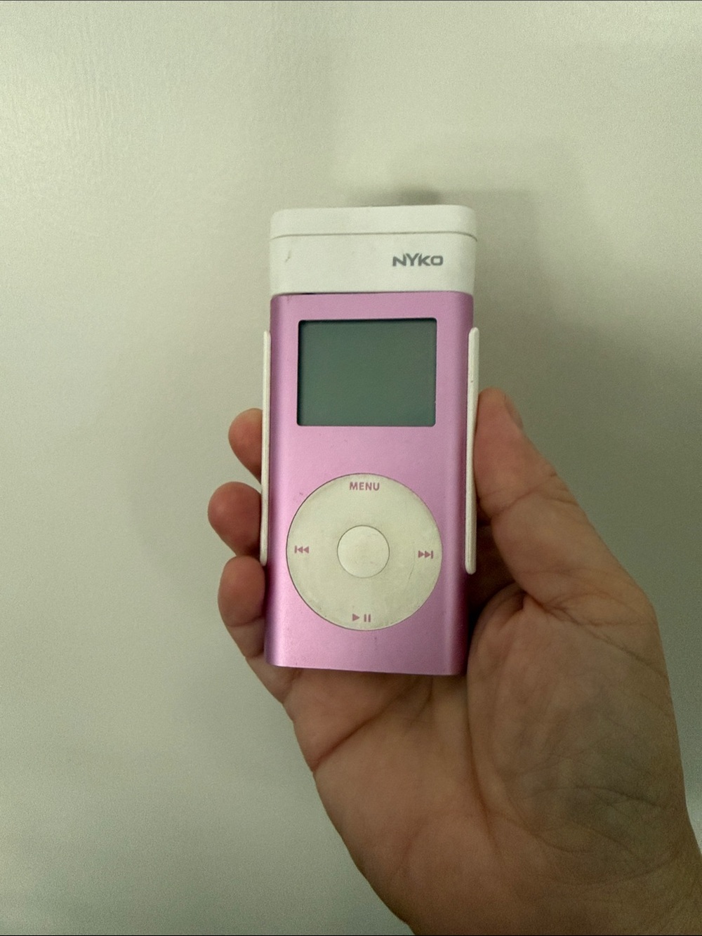 Apple iPod Mini  4GB Pink Model A1051 Portable MP3 Music Player 2005